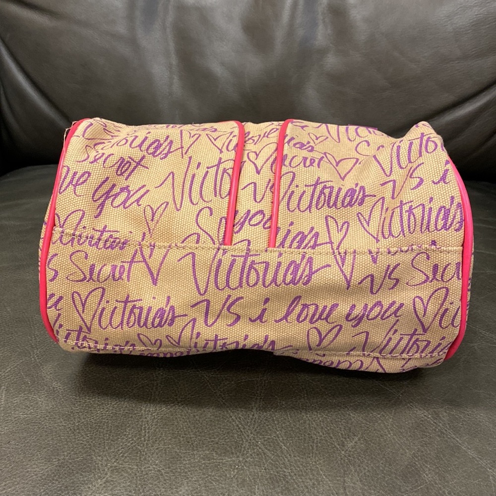 Victoria’s Secret i love  you handbag - Picture 2 of 12